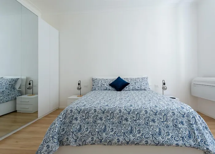Alma Rhome Apartment